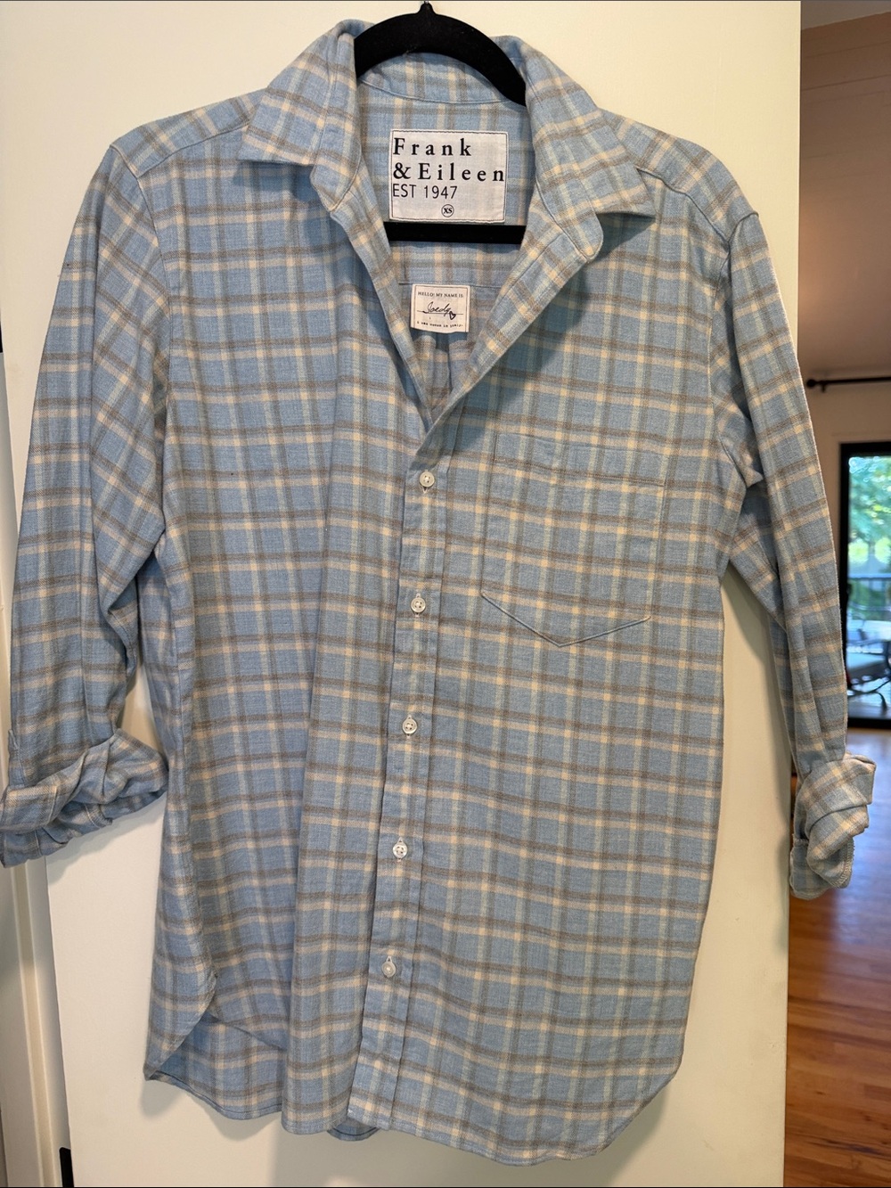 Frank & Eileen Joedy XS Light Blue and Cream Plaid Shirt flannel like new